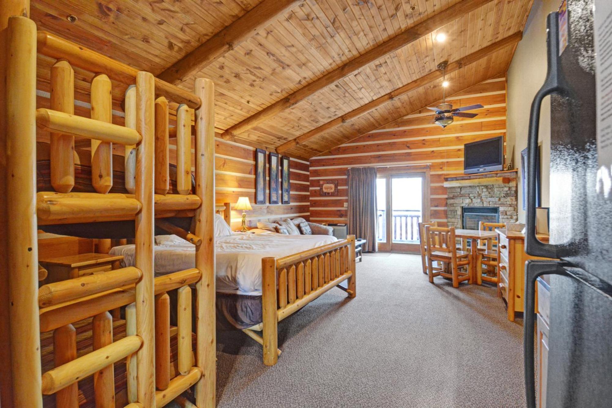 The Lodges at Sunset Village McHenry Værelse billede