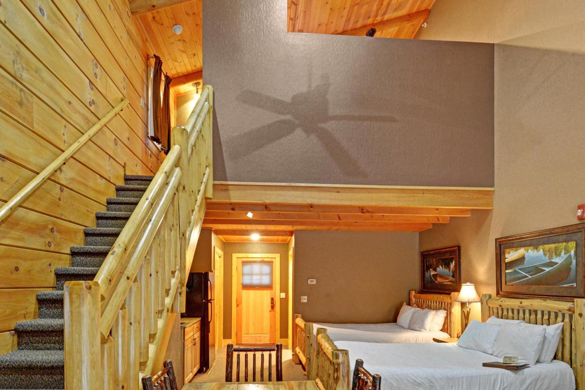 The Lodges at Sunset Village McHenry Værelse billede