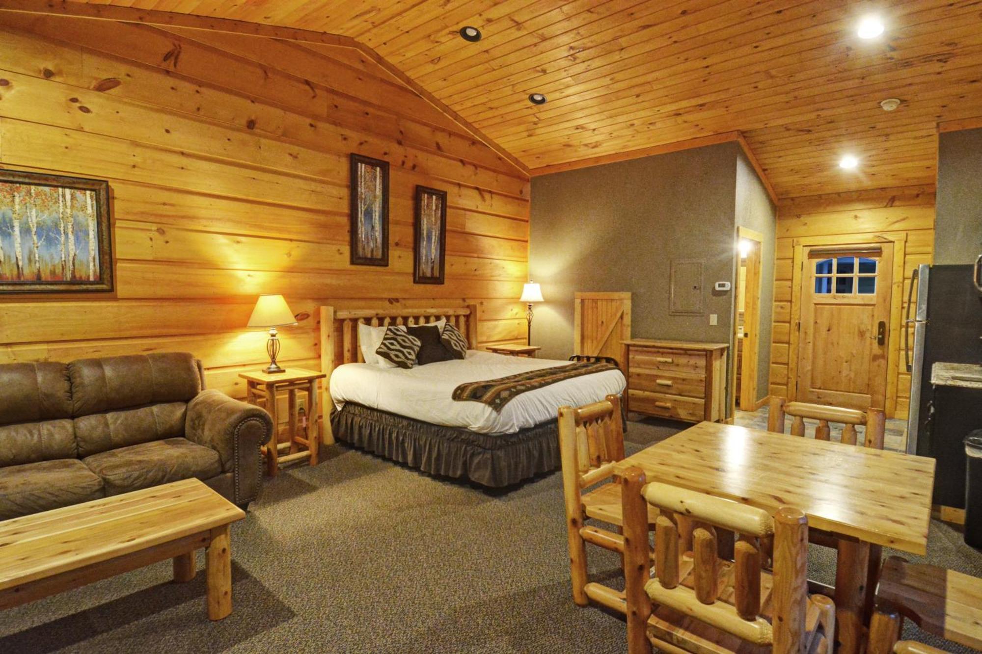 The Lodges at Sunset Village McHenry Eksteriør billede