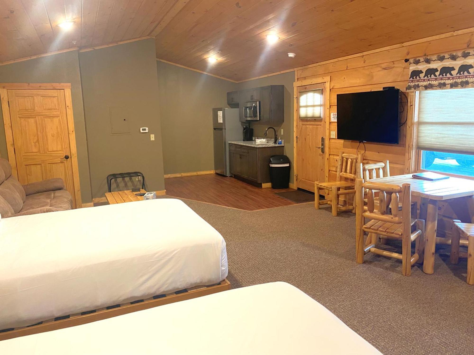 The Lodges at Sunset Village McHenry Værelse billede